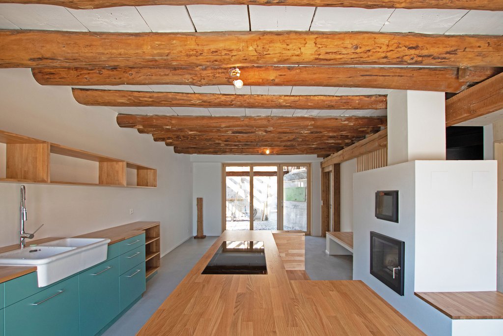 Heizen mit Holz
Recyclen von Baustoffen